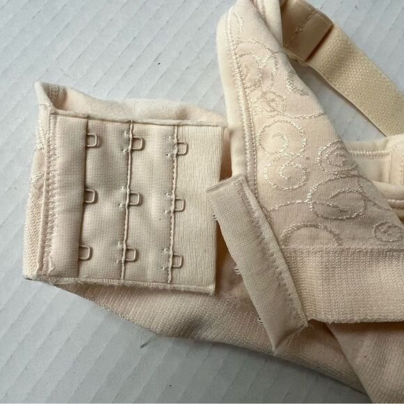 Bail Womens All Roundd comfort wireless Tan Bra 42DD NWT - Picture 5 of 5